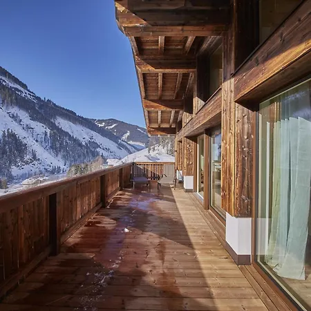 Chalet Kuenstler Saalbach-Hinterglemm