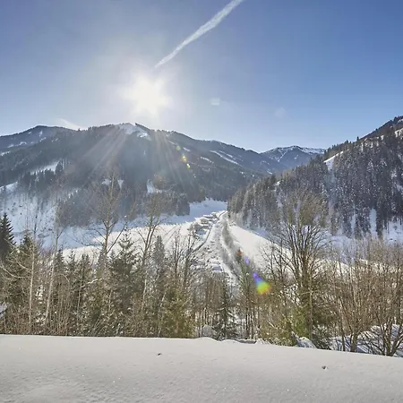 Kuenstler Tatil Evi Saalbach-Hinterglemm