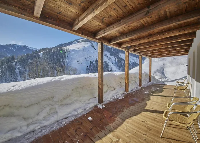 Semesterbostad Kuenstler Saalbach-Hinterglemm